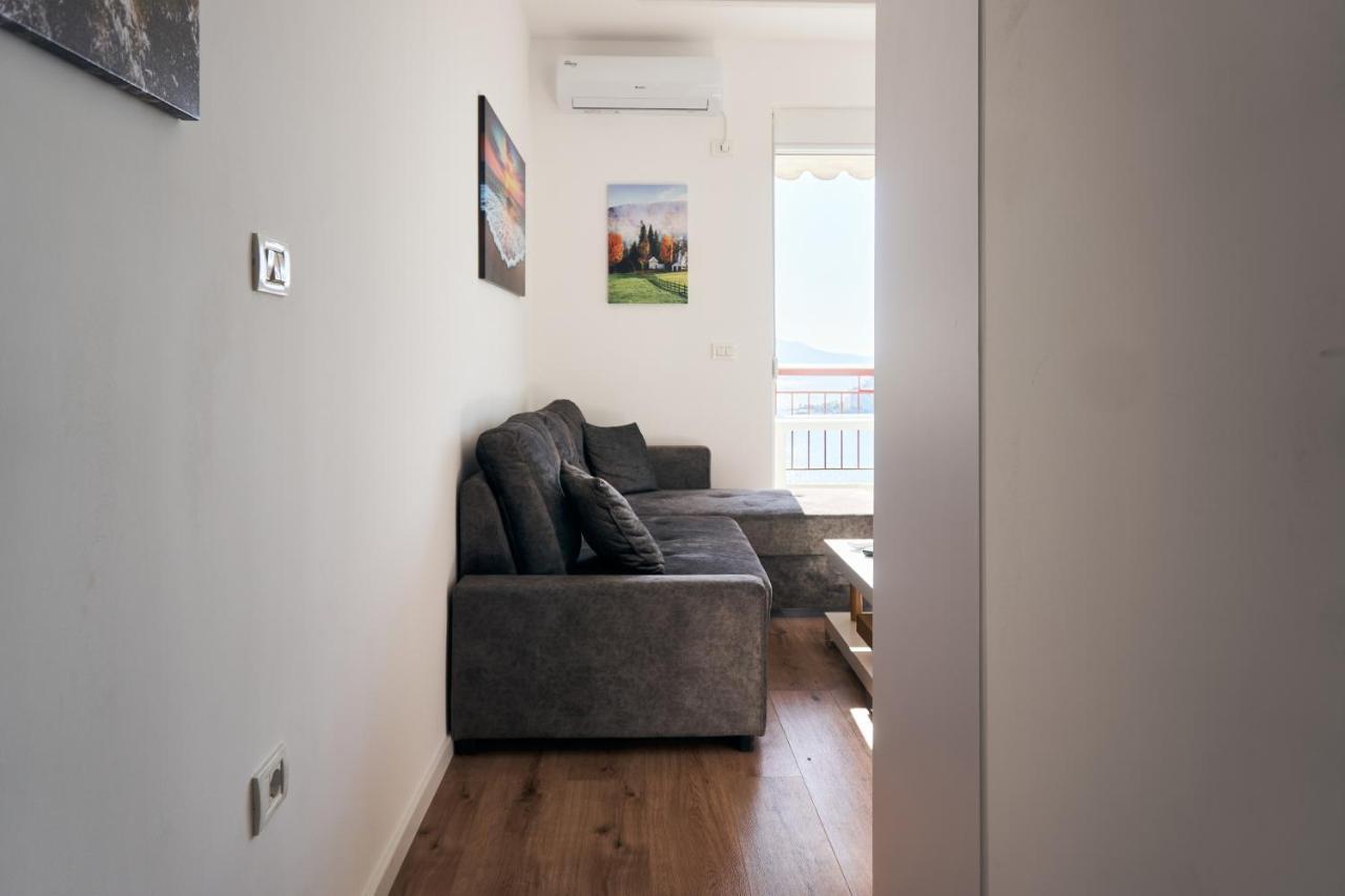 Central Beach Apartment Саранда Екстер'єр фото
